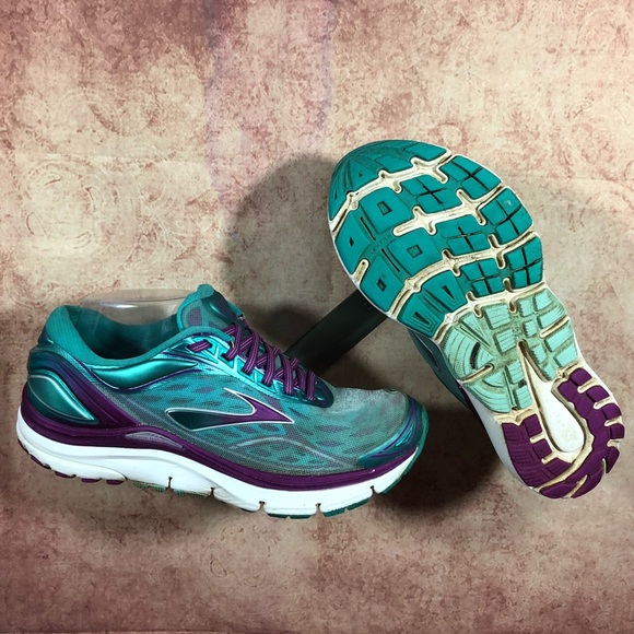 brooks transcend 3 women's